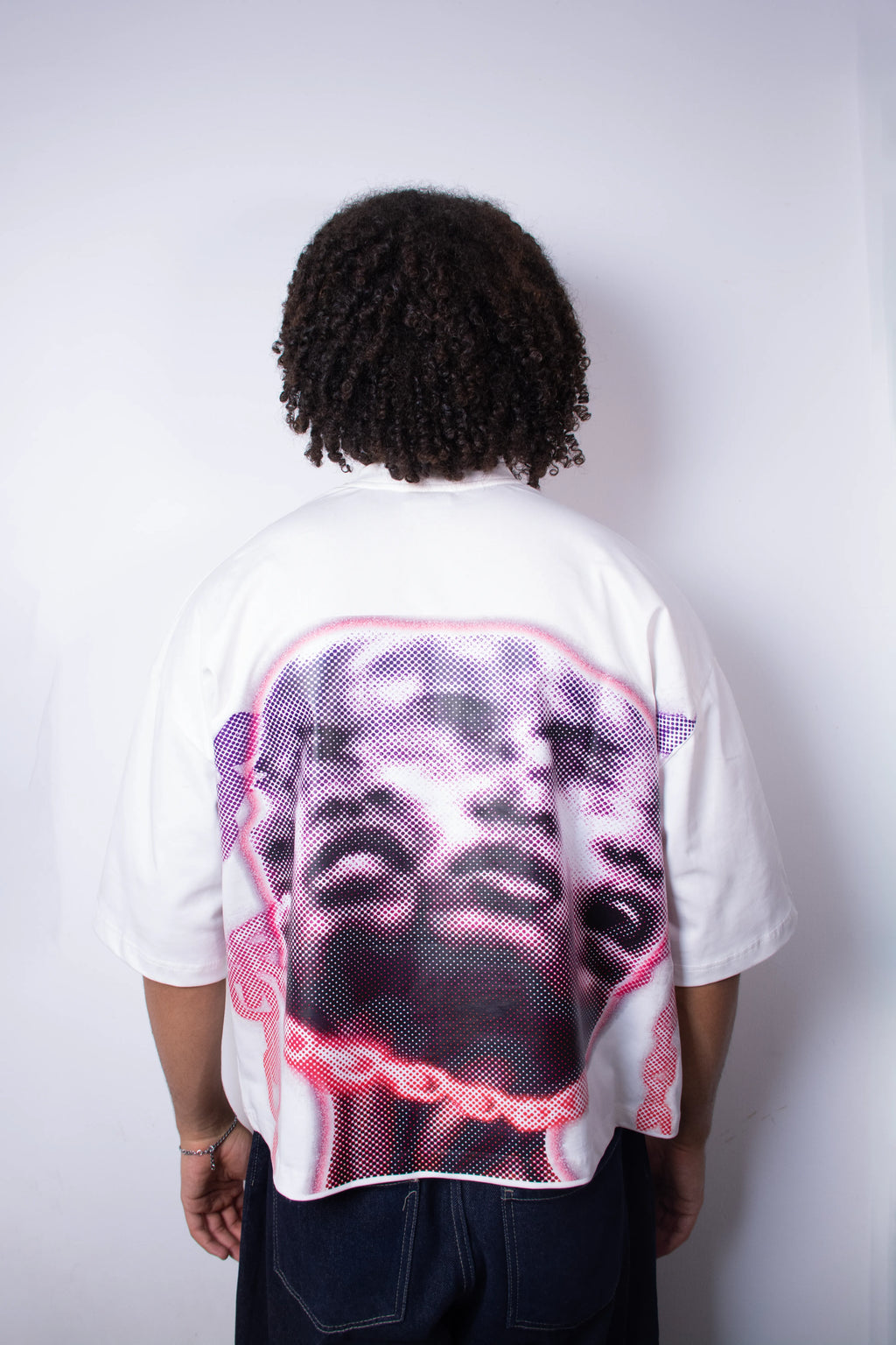 Faceless-Tee